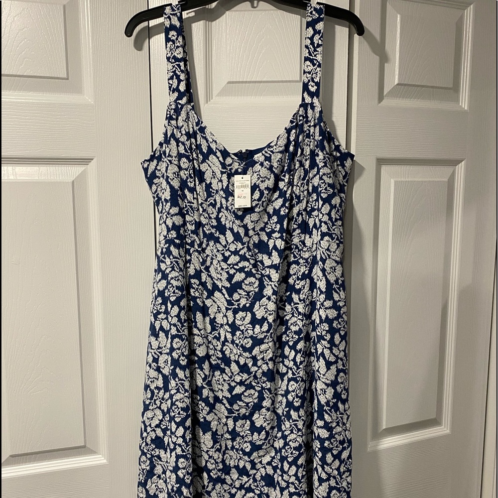 Blue and white floral GAP dress